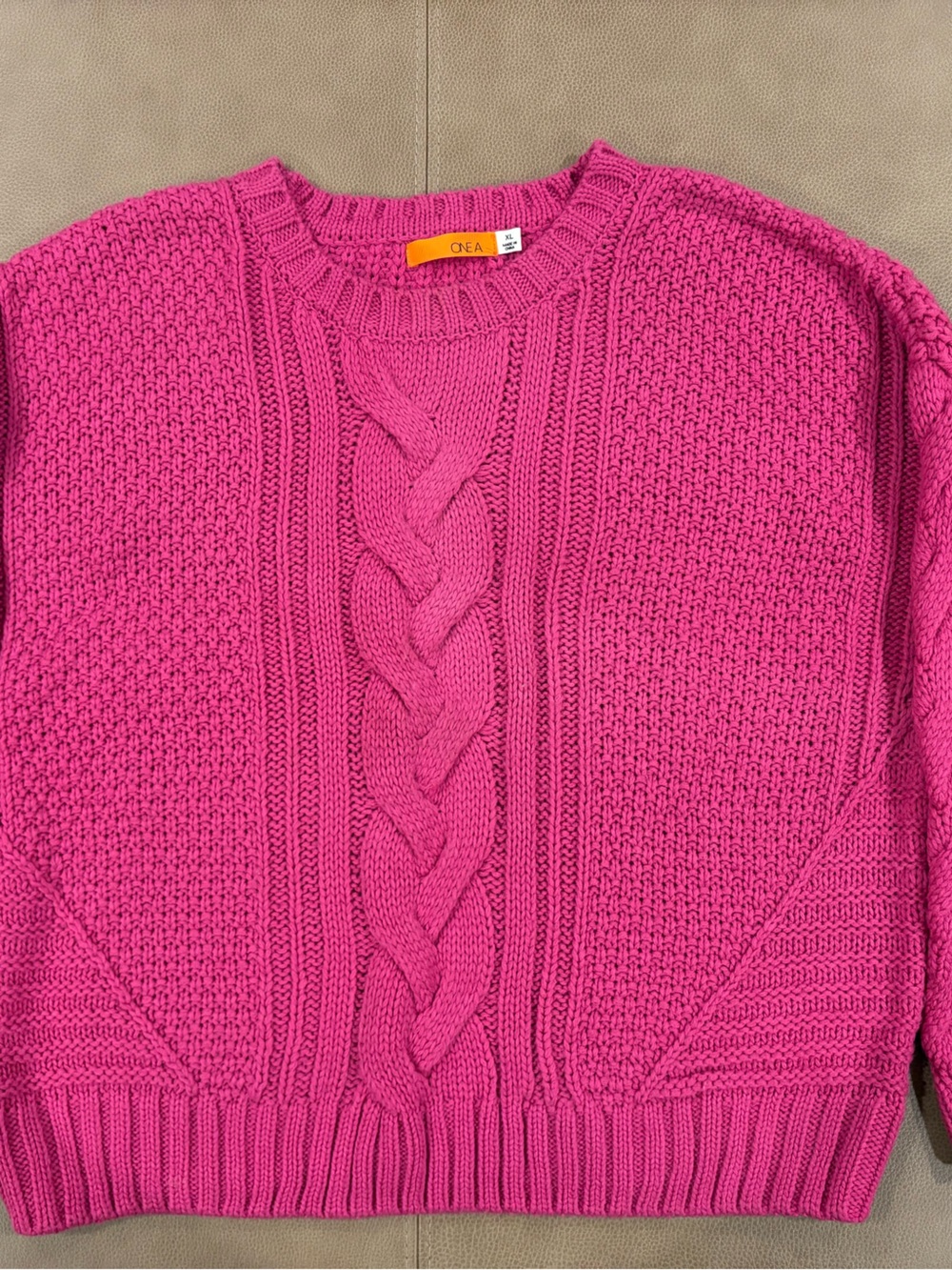 One A Hot Pink Cable Knit Crewneck Sweater Size XL